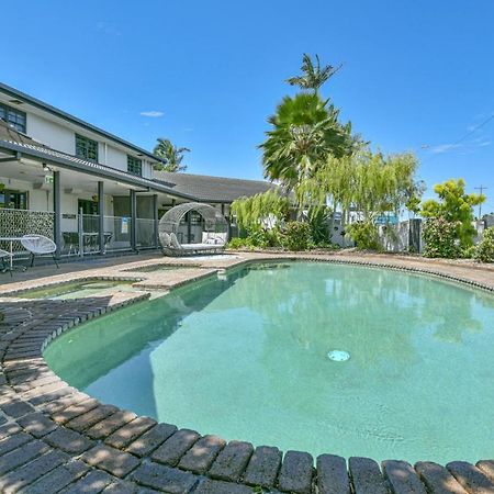 Alara Motor Inn Mackay Bagian luar foto