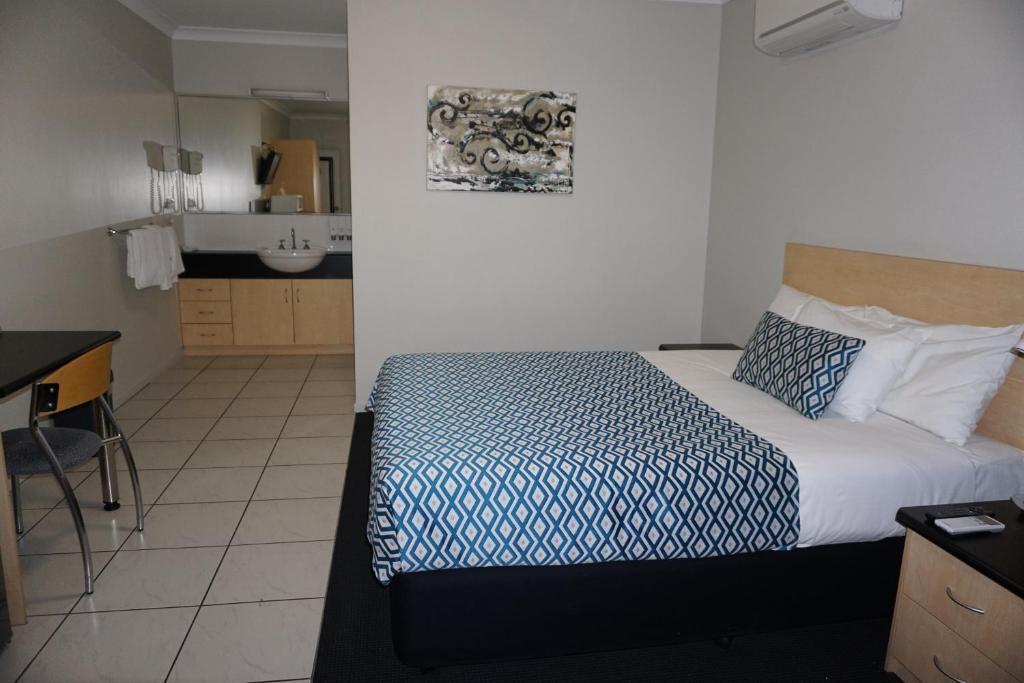 Alara Motor Inn Mackay Bagian luar foto