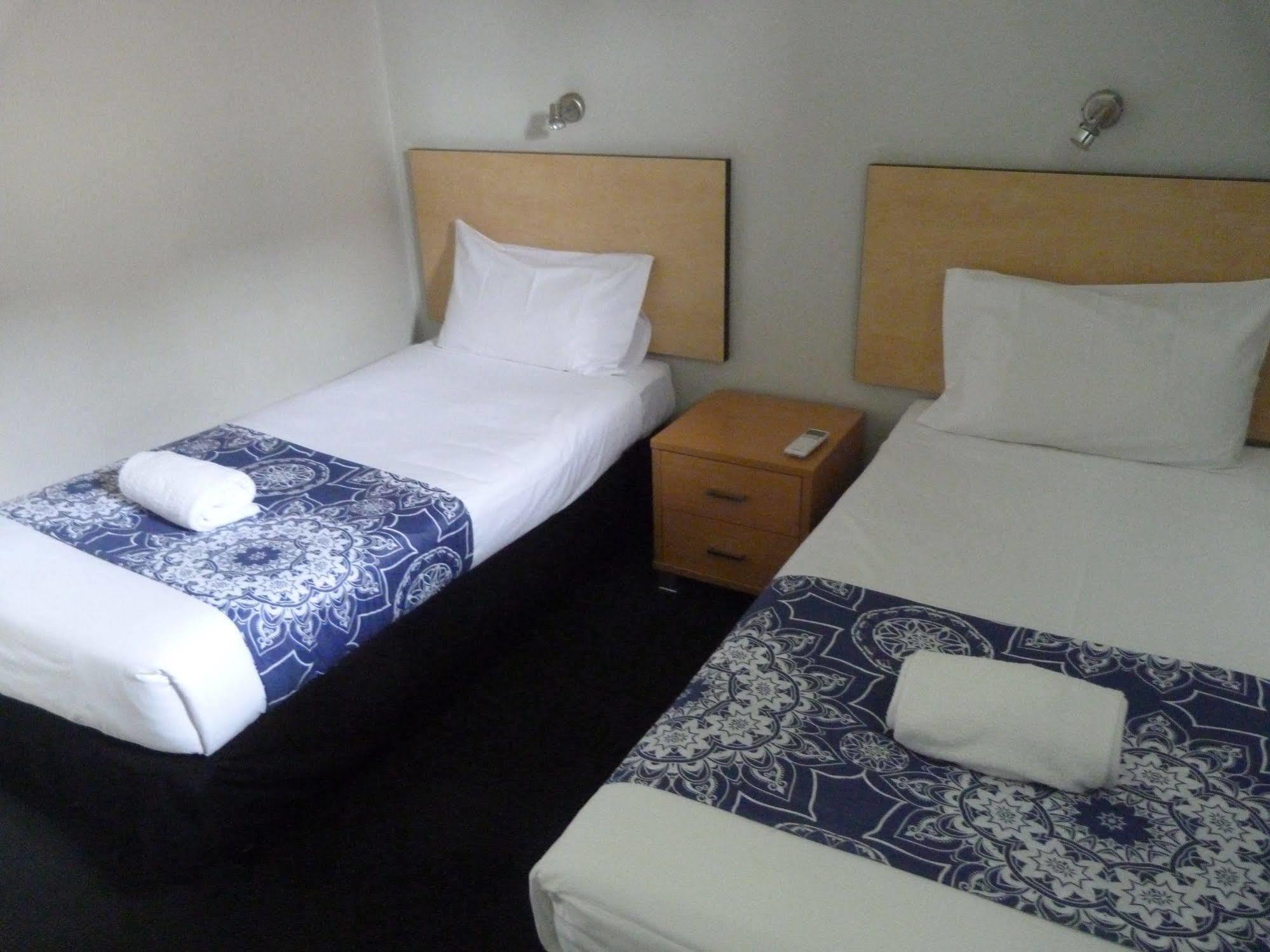 Alara Motor Inn Mackay Bagian luar foto