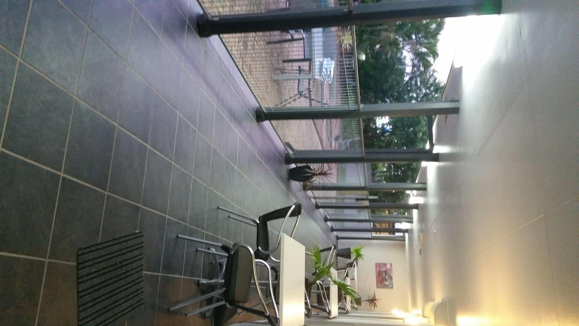 Alara Motor Inn Mackay Bagian luar foto